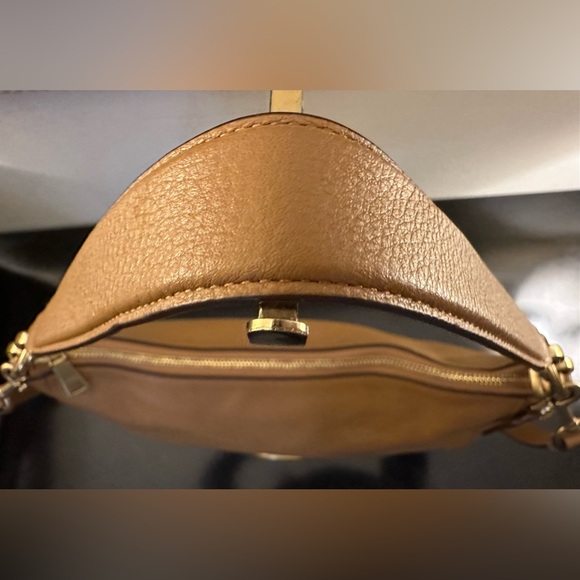 Coach Leather Elle Hobo in Light Saddle and Brass Carriage Logo EUC - Picture 7 of 13